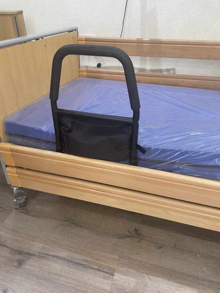 מעקה למיטה מתחת למזרון CaryWell